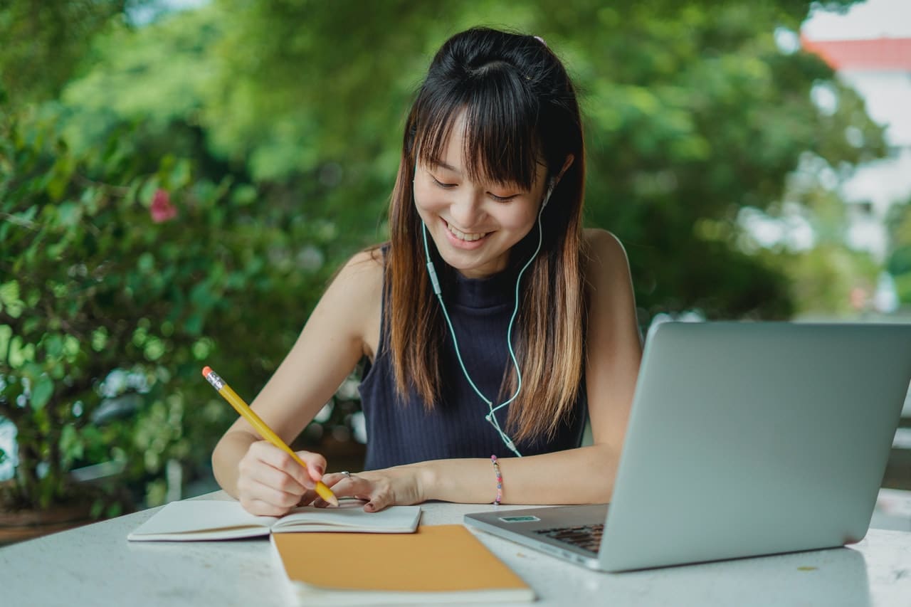 person writing content